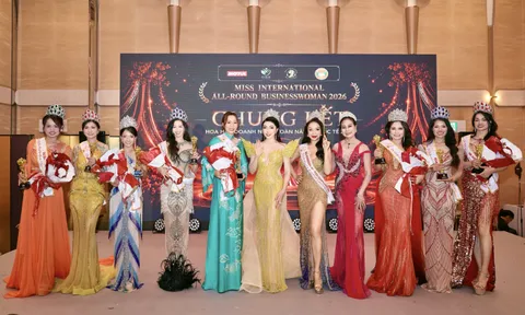Nữ doanh nhân Nguyễn Thị Phượng (Phượng Phượng ) được xướng tên ở danh vị “Hoa hậu Nhân ái Quốc Tế”