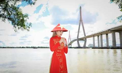 Hoa hậu thiện nguyện Trịnh Lan Trinh khoe dáng với áo dài trong loạt ảnh mới