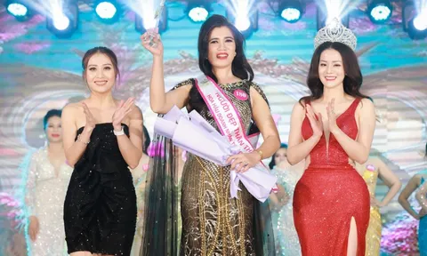 Người đẹp thân thiện tại cuộc thi  Hoa hậu Doanh nhân Thời đại 2023 gọi tên thí sinh Hải Thị Trắng - SBD 180