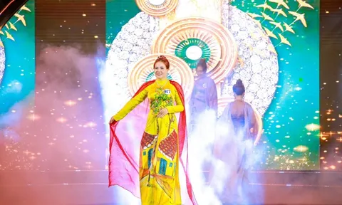 Nữ CEO tài chính Phạm Thị Hương trở thành Người đẹp có làn da đẹp Hoa hậu Doanh nhân Biển 2023