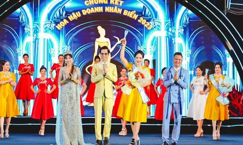 Doanh nhân Phạm Thị Hồng được gọi tên cho danh hiệu Người đẹp hình thể tại Hoa hậu Doanh nhân Biển 2023