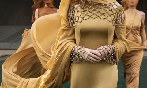 Mãn nhãn với trang phục đề cử Oscar 2022: Toàn hàng độc cực lộng lẫy, số 2 có màn biến hình ăn đứt trend TikTok luôn