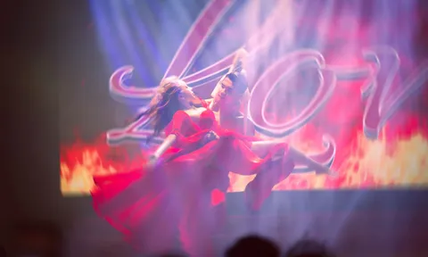    Cao Minh Châu toả sáng trong đêm chung kết Nữ Hoàng Nhan Sắc Việt Nam 2022