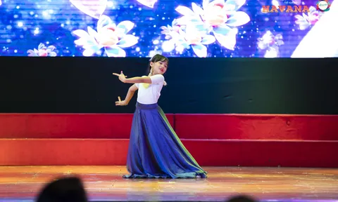 Chu Kiều Gia Linh người trò mẫu mực trong ngôi nhà Havana