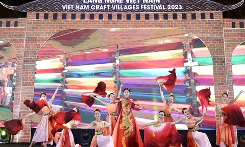 NSƯT Hương Giang ra mắt MV “Hà Nội Linh Thiêng Hào Hoa” 