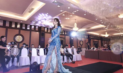 Loạt trang phục dạ hội ấn tượng của NTK Tommy Nguyễn tại bán kết Hoa hậu Doanh nhân Châu Á Việt Nam 2022
