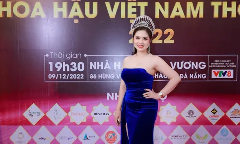 Hoa hậu Nguyễn Thị Thùy Dung đội vương miện thiết kế mới lạ tham dự kiện