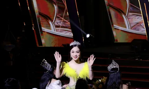 Người đẹp áo dài Nguyễn Thị An Minh khoe sắc tại chung kết Hoa hậu Việt Nam Thời đại 2022