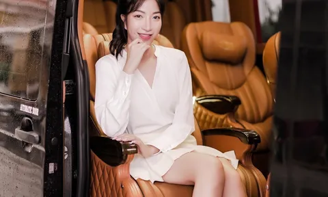 Doanh nhân Lê Thị Bích Ngọc khoe vẻ đẹp trẻ trung và năng động bên dòng xe Limousine cao cấp