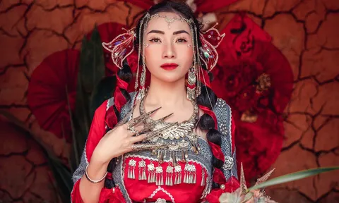 Á hoàng Võ Lý Sang gây ấn tượng với tạo hình cổ trang