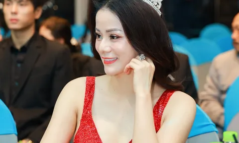 Á hậu Lê Xuân Tâm lộng lẫy tại đêm chung kết Hoa hậu Doanh nhân Thời đại 2023?