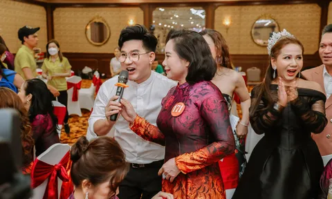 Dàn thí sinh Hoa hậu Quý bà Việt Nam Toàn cầu 2023 hành động tích cực vì cộng đồng trong đêm thiện nguyện