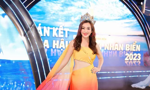 Hoa hậu Vũ Ngọc Anh chấm thi nhan sắc tại biển Tam Thanh