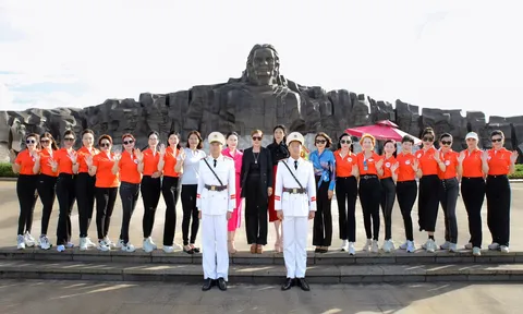 Đoàn Hoa hậu Doanh nhân Châu Á Việt Nam 2023 ôn lại lịch sử đáng tự hào của dân tộc